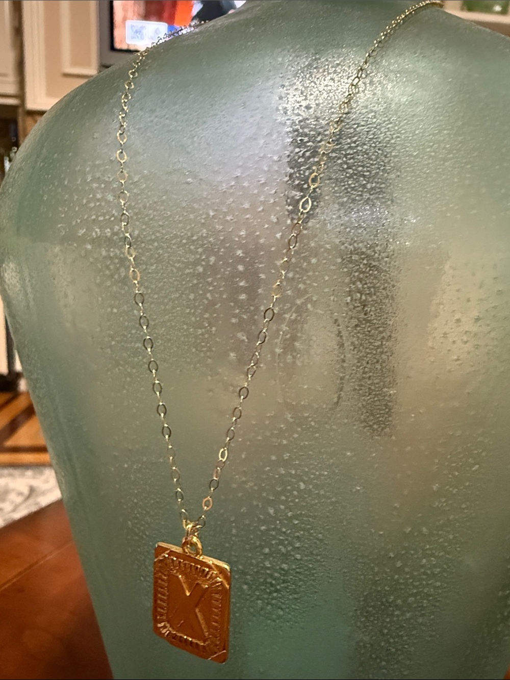 Anthropologie Gold Plated Vintage-Style Monogram Initial "X" Pendant Necklace!🔥🔥 - Picture 2 of 16